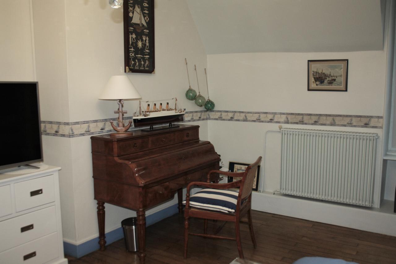 Relais Du Destin 호텔 Vertrieu 외부 사진