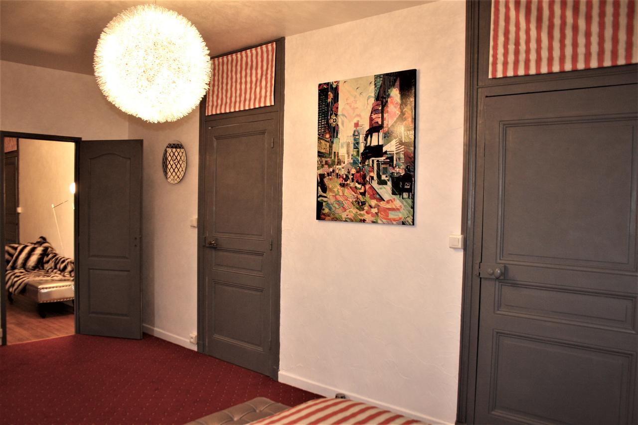 Relais Du Destin 호텔 Vertrieu 외부 사진
