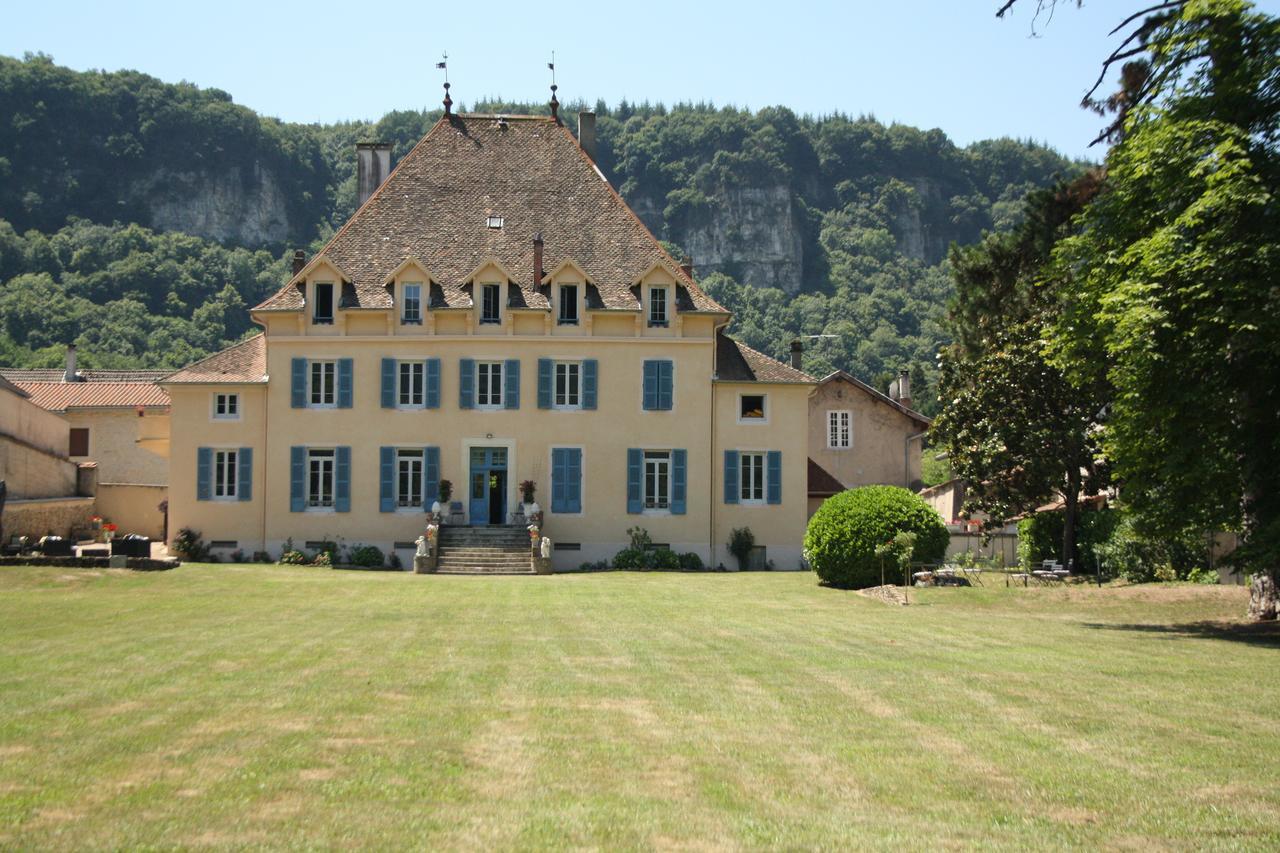 Relais Du Destin 호텔 Vertrieu 외부 사진