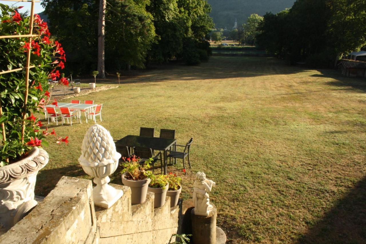 Relais Du Destin 호텔 Vertrieu 외부 사진